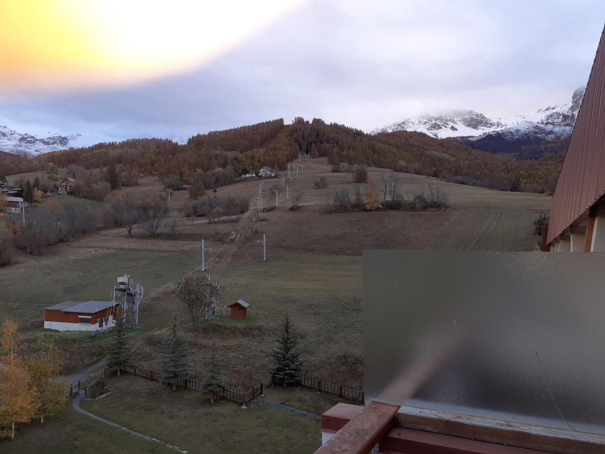 Appartement 2 Ch 40 M2 Au Pied Des Pistes De Ski Enchastrayes المظهر الخارجي الصورة