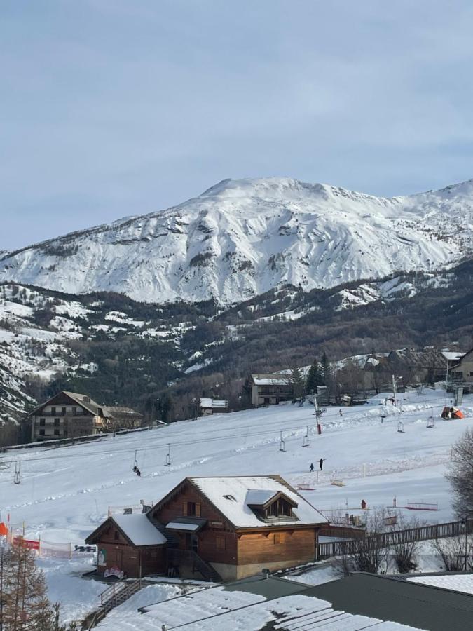 Appartement 2 Ch 40 M2 Au Pied Des Pistes De Ski Enchastrayes المظهر الخارجي الصورة